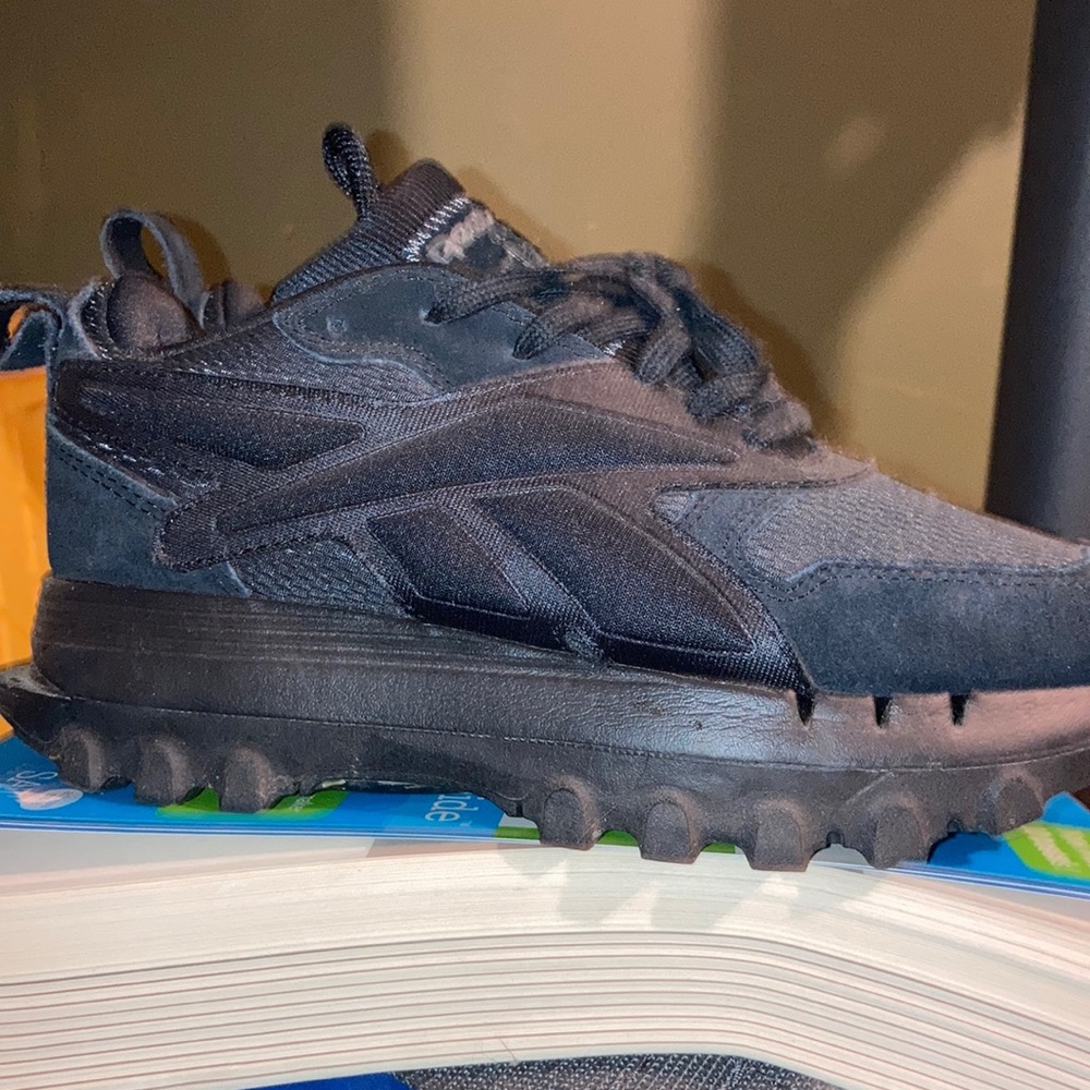 Black Reebox shoes